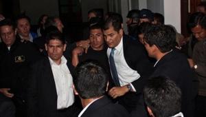 correa-golpe-ecuador-43