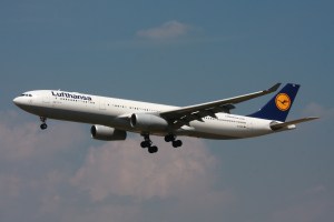 2010-06-30_A330_LH_D-AIKK_EDDF_02