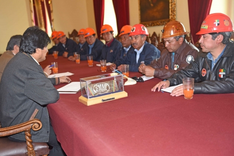 Trabajadores de Vinto respaldan la gestión de EVO  y el proceso de&nbsp;cambio.