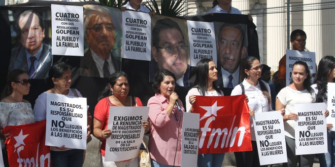 El Salvador, «Condenan a magistrados fascistas por bloqueo&nbsp;económico».