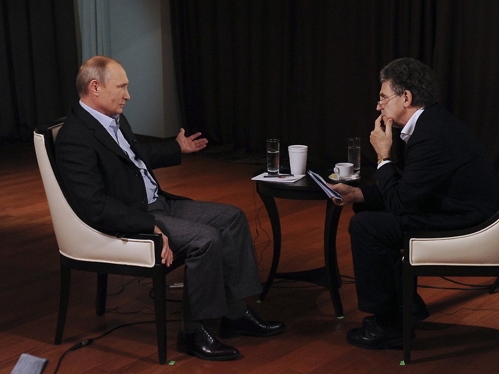vladmir_putin_y_hubert_seipel_durante_una_entrevista_en_2014