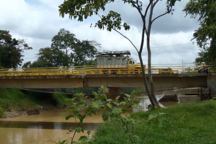 Denuncian incursión paramilitar en comunidad de&nbsp;Colombia