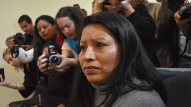 Liberan a Teodora Vásquez, la salvadoreña que llevaba diez años en la cárcel por el aborto de su bebé, que ella dijo nació&nbsp;muerto.